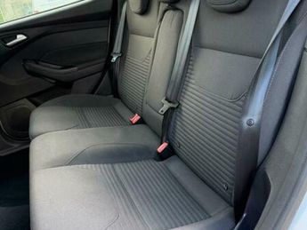 Ford Focus 1.6 Titanium Hatchback 5dr Petrol Powershift Euro 6 (125 ps)