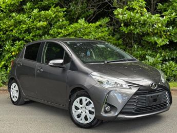 Toyota Yaris 1.33 Dual VVT-i Design Multidrive S Euro 6 5dr (Safety Sense)