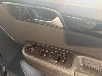 SEAT Alhambra 2.0 TDI SE DSG Euro 6 (s/s)