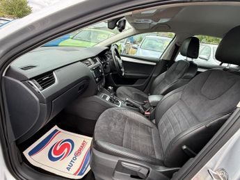 Skoda Octavia ELEGANCE TDI CR DSG