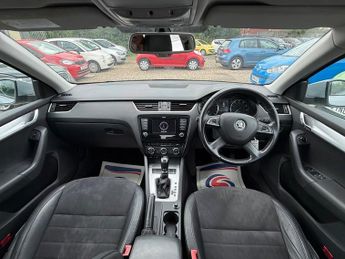 Skoda Octavia ELEGANCE TDI CR DSG