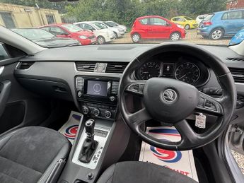 Skoda Octavia ELEGANCE TDI CR DSG