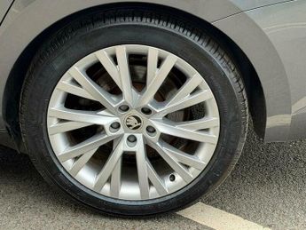 Skoda Superb 1.4 TSI iV 13kWh SE L DSG Euro 6 (s/s) 5dr