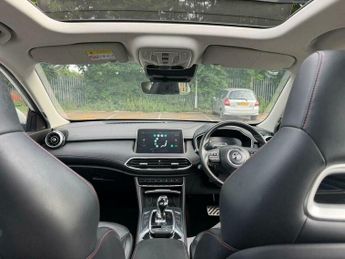MG MG HS 1.5 T-GDI 16.6kWh Exclusive Auto Euro 6 (s/s) 5dr
