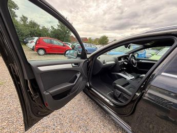 Audi A4 AVANT TDI S LINE NAV