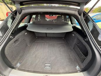 Audi A4 AVANT TDI S LINE NAV