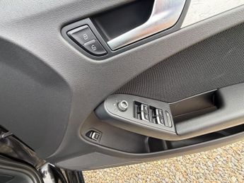 Audi A4 AVANT TDI S LINE NAV