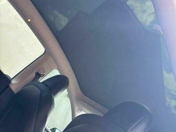 Tesla Model Y (Dual Motor) Long Range Auto 4WDE 5dr