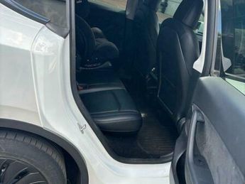 Tesla Model Y (Dual Motor) Long Range Auto 4WDE 5dr