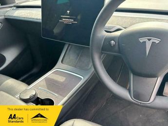 Tesla Model Y (Dual Motor) Long Range Auto 4WDE 5dr