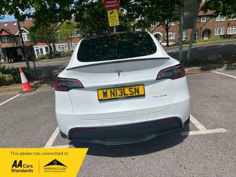 Tesla Model Y (Dual Motor) Long Range Auto 4WDE 5dr