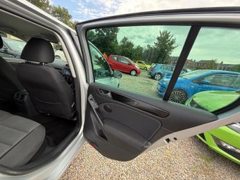 Volkswagen Golf MATCH TDI BLUEMOTIONTECHNOLOGY DSG