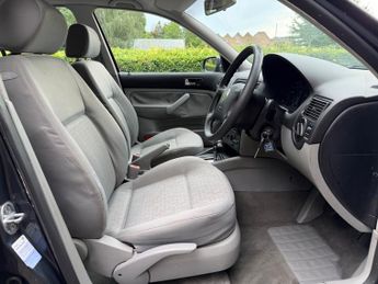 Volkswagen Golf S (102BHP)