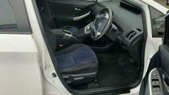 Toyota Prius 1.8 Automatic VVTi T3 Hybrid Hatchback