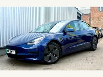 Tesla Model 3 STANDARD RANGE PLUS