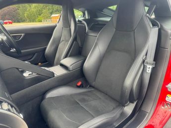 Jaguar F-Type 2.0i GPF R-Dynamic Auto Euro 6 (s/s) 2dr