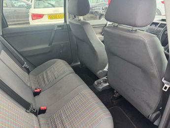 Volkswagen Polo 1.4 S 5dr