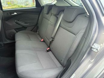 Ford Focus 1.0T EcoBoost Titanium Euro 5 (s/s) 5dr