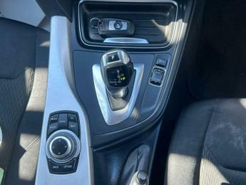 BMW 3 SERIES 320i Luxury Touring Euro6 Reg:KO13XFR
