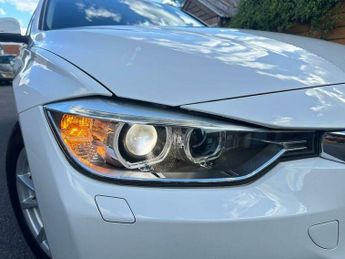 BMW 3 SERIES 320i Luxury Touring Euro6 Reg:KO13XFR