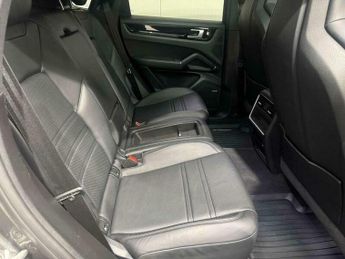 Porsche Cayenne 2.9 Cayenne V6 S Auto 4WD 5dr