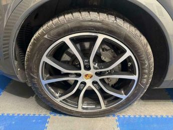 Porsche Cayenne 2.9 Cayenne V6 S Auto 4WD 5dr