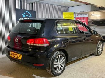 Volkswagen Golf 1.6 TDI SE DSG Euro 5 5dr