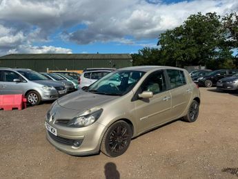 Renault Clio INITIALE 16V