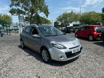 Renault Clio 1.2 TCe Dynamique TomTom Sport Tourer Euro 5 5dr