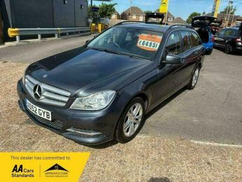 Mercedes-Benz C Class 1.6 C180 BlueEfficiency Executive SE Estate 5dr Petrol G-Tronic+