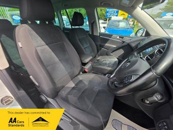 Volkswagen Tiguan MATCH TDI BLUEMOTION TECH 4MOTION DSG