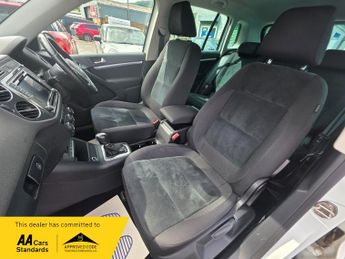 Volkswagen Tiguan MATCH TDI BLUEMOTION TECH 4MOTION DSG