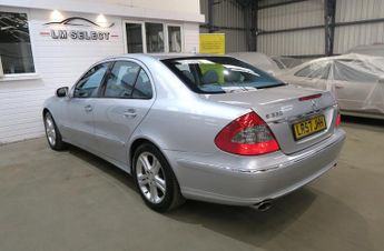 Mercedes E Class E320 CDI AVANTGARDE 221