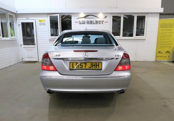 Mercedes E Class E320 CDI AVANTGARDE 221