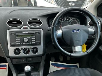 Ford Focus 1.6 Zetec Climate 5dr