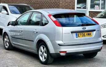 Ford Focus 1.6 Zetec Climate 5dr