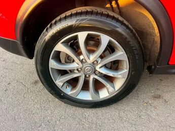 Nissan Juke 1.6 Tekna XTRON Euro 5 5dr