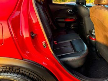Nissan Juke 1.6 Tekna XTRON Euro 5 5dr