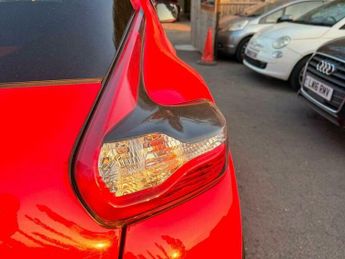 Nissan Juke 1.6 Tekna XTRON Euro 5 5dr