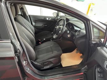 Ford Fiesta 1.25 Zetec Hatchback 5dr Petrol Manual Euro 6 (82 ps)