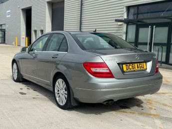 Mercedes-Benz C Class 2.1 C200 CDI BlueEfficiency Elegance Edition 125 G-Tronic+ Euro 