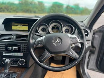 Mercedes-Benz C Class 2.1 C200 CDI BlueEfficiency Elegance Edition 125 G-Tronic+ Euro 
