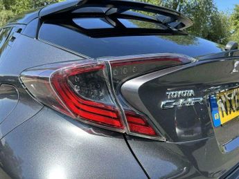 Toyota C-HR 1.8 VVT-h Dynamic CVT Euro 6 (s/s) 5dr