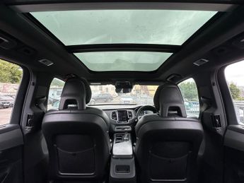 Volvo XC90 D5 POWERPULSE R-DESIGN AWD