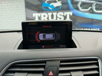 Audi Q3 2.5 TFSI S Tronic quattro Euro 5 (s/s) 5dr