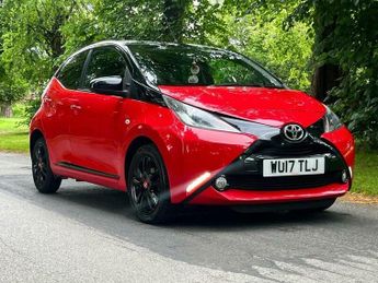 Toyota AYGO 1.0 VVT-i x-cite 4 Red Bi-Tone Euro 6 5dr
