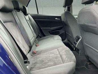 Volkswagen Golf 2.0 TDI Style DSG Euro 6 (s/s) 5dr