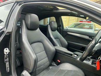 Mercedes-Benz C Class 2.1 C220 CDI AMG Sport Edition G-Tronic+ Euro 5 (s/s) 2dr
