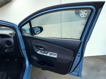Toyota Vitz 1.33 Dual VVT-i Icon