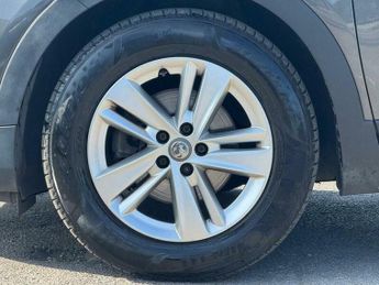 Vauxhall Grandland X 1.2 Turbo SE Auto Euro 6 (s/s) 5dr